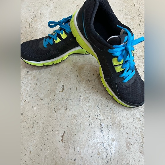 NIKE DUAL FUSION Women’s Running Sneakers Size 11 - Picture 1 of 8